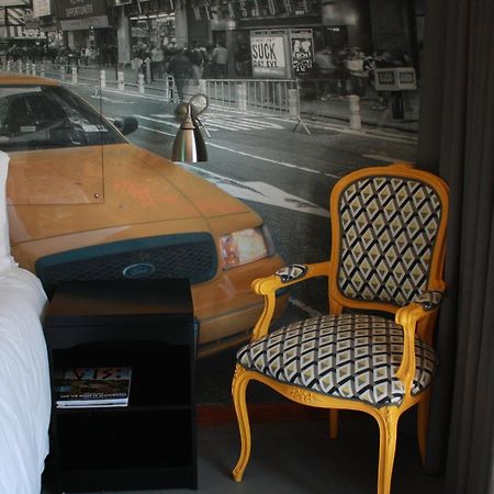 Yalla Yalla Boutique Hotel Witbank Bagian luar foto