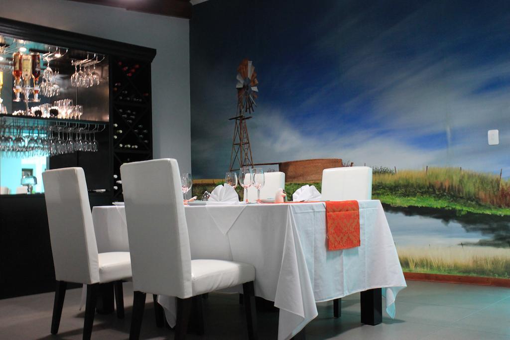 Yalla Yalla Boutique Hotel Witbank Bagian luar foto