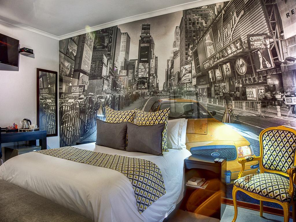 Yalla Yalla Boutique Hotel Witbank Bagian luar foto