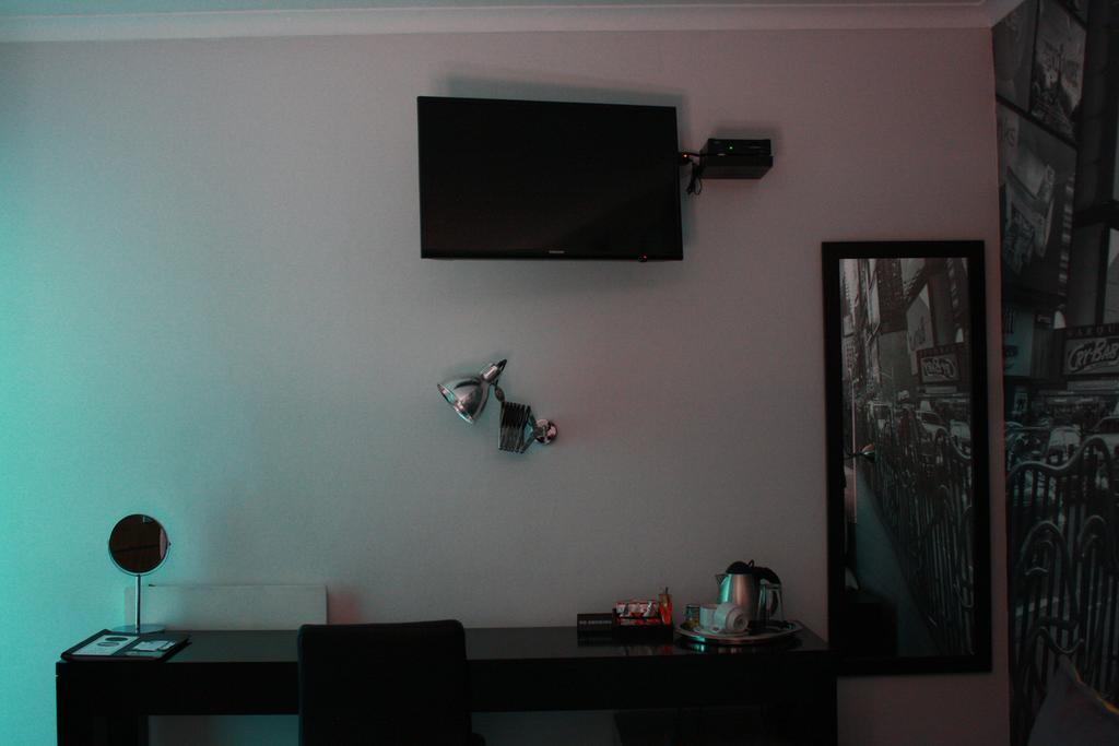 Yalla Yalla Boutique Hotel Witbank Bagian luar foto
