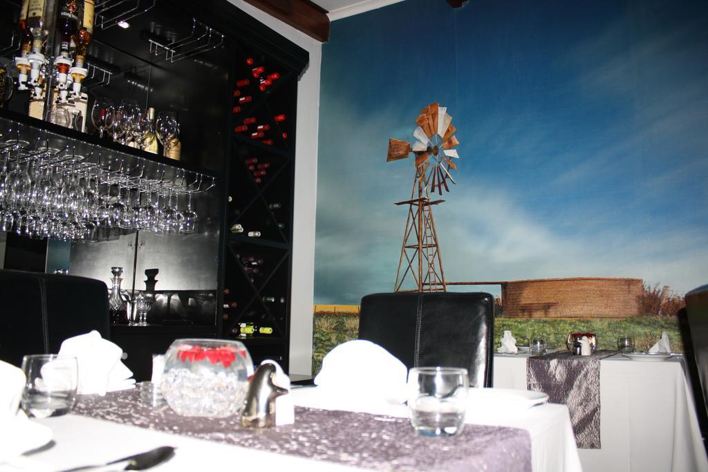 Yalla Yalla Boutique Hotel Witbank Bagian luar foto