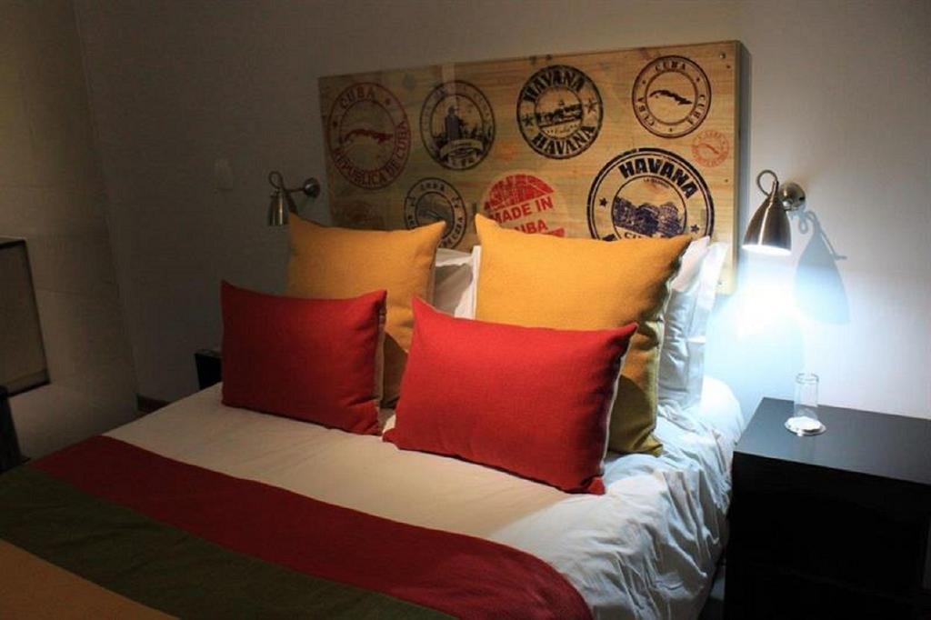 Yalla Yalla Boutique Hotel Witbank Bagian luar foto