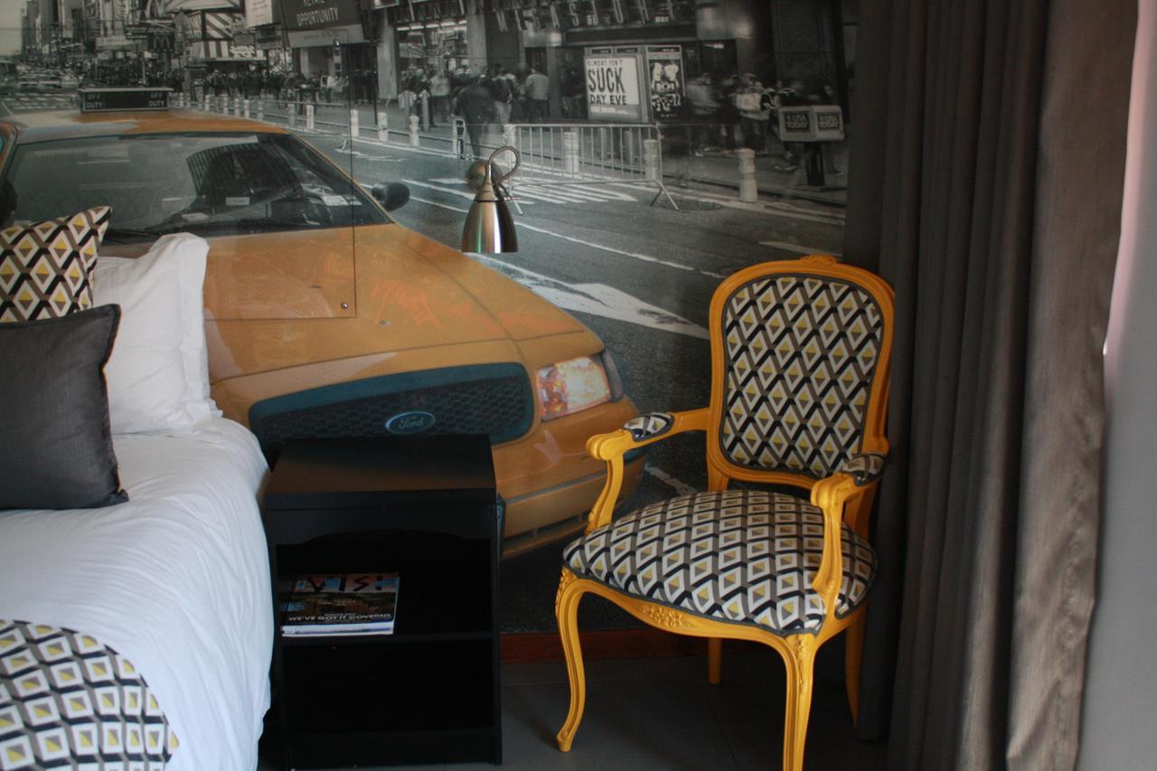Yalla Yalla Boutique Hotel Witbank Bagian luar foto