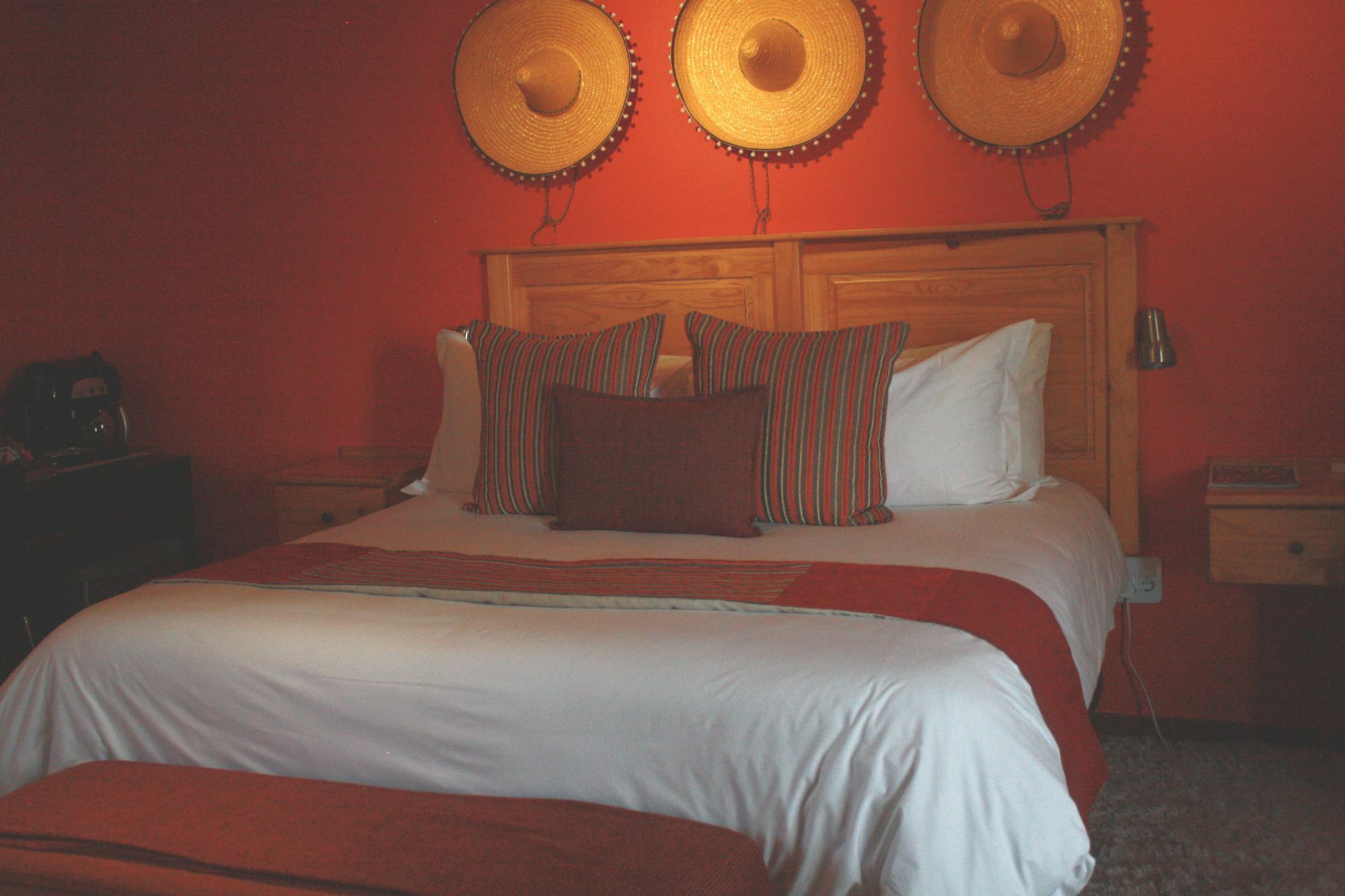 Yalla Yalla Boutique Hotel Witbank Bagian luar foto