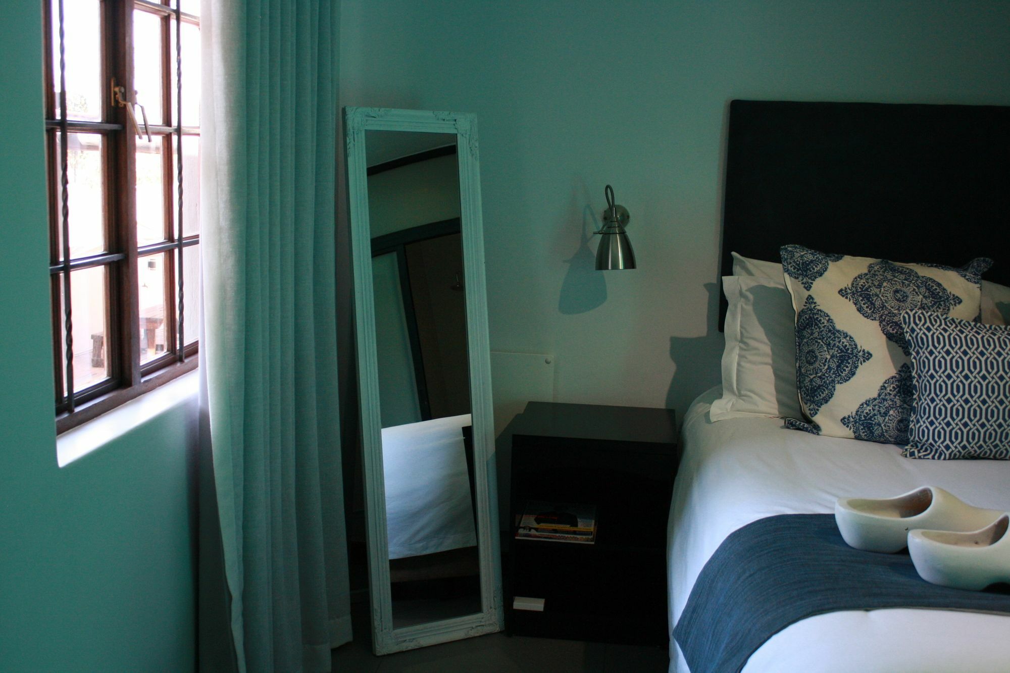 Yalla Yalla Boutique Hotel Witbank Bagian luar foto